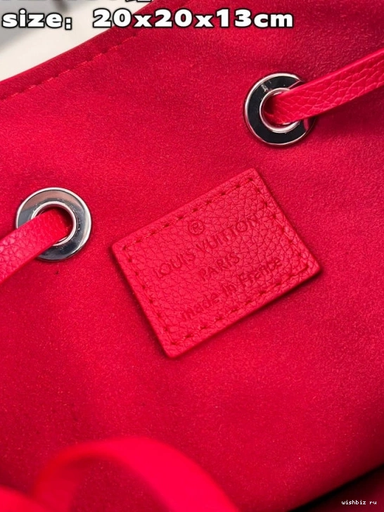 WIS NÉONOÉ LOUIS VUITTON 0827